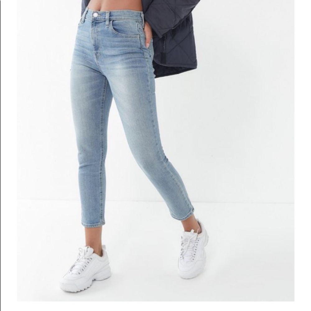 BDG Girlfriend High Rise Crop Jeans